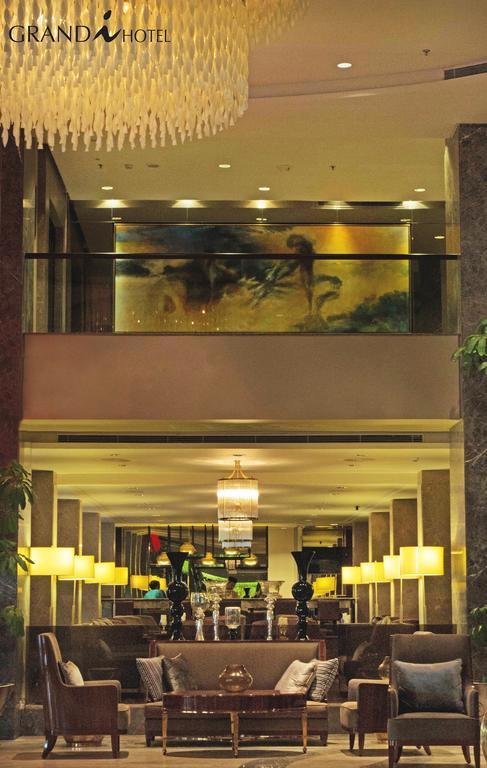 I Hotel Batam Нагоя Экстерьер фото